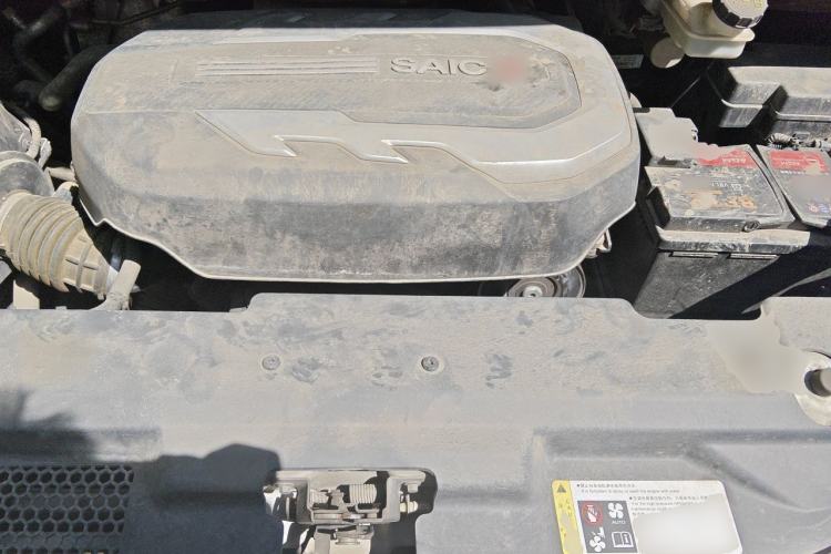 Used SAIC MAXUS G10 2021 2.0T Automatic Elite Edition Diesel 9-Seater Engine Bay