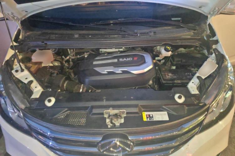 Used SAIC MAXUS G10 2021 2.0T Automatic Elite Edition Diesel 7-Seater Engine Bay