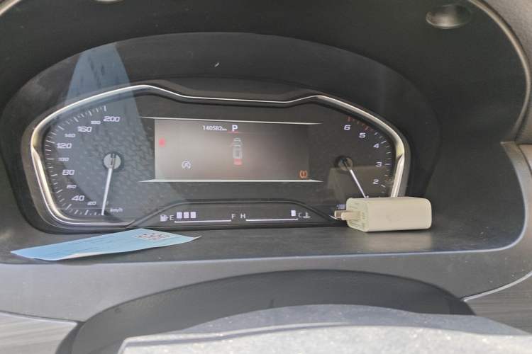 Used SAIC MAXUS G10 2021 2.0T Automatic Elite Edition Diesel 9-Seater Instrument Cluster