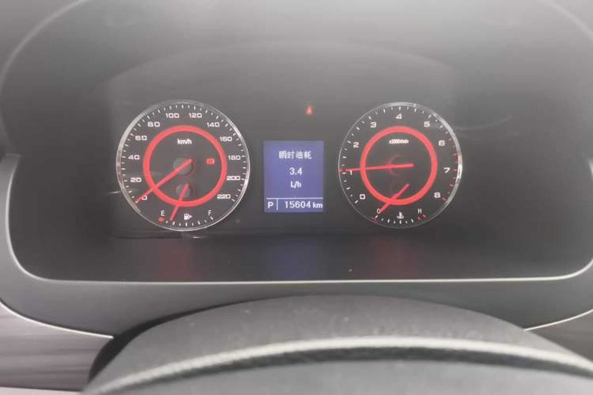 Used SAIC MAXUS G10 2021 2.0T Automatic Elite Edition Gasoline 7-Seater Instrument Cluster