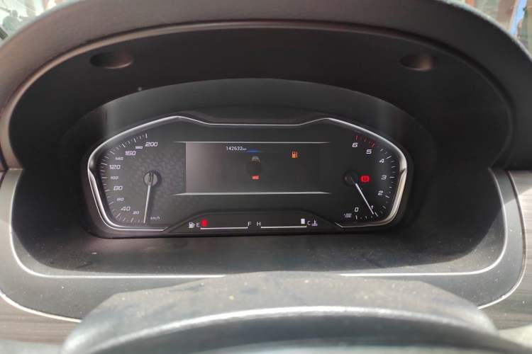 Used SAIC MAXUS G10 2021 2.0T Manual Elite Edition Diesel 7-Seater Instrument Cluster