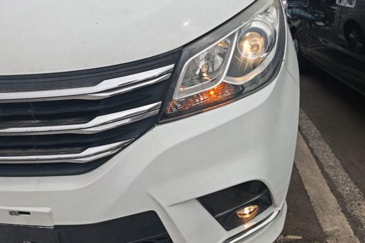 Used SAIC MAXUS G10 2021 2.0T Automatic Elite Edition Gasoline 7-Seater Left Front Headlight