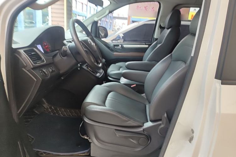 Used SAIC MAXUS G10 2021 2.0T Automatic Elite Edition Gasoline 7-Seater Left Front Seat
