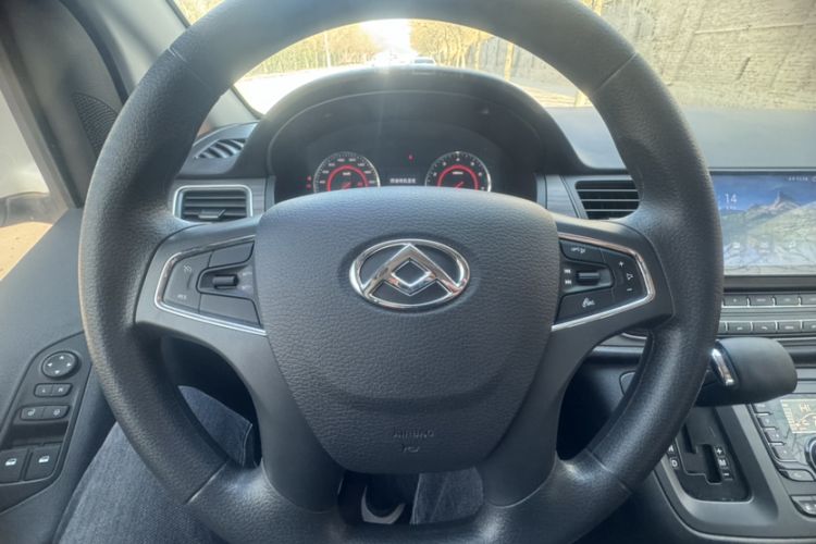 Used SAIC MAXUS G10 2021 2.0T Automatic Elite Edition Gasoline 7-Seater Steering Wheel