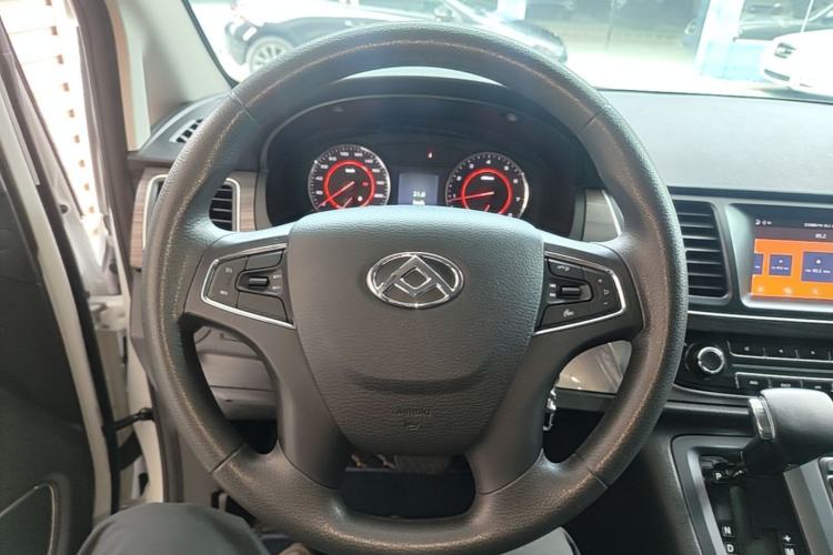 Used SAIC MAXUS G10 2021 2.0T Automatic Elite Edition Gasoline 7-Seater Steering Wheel