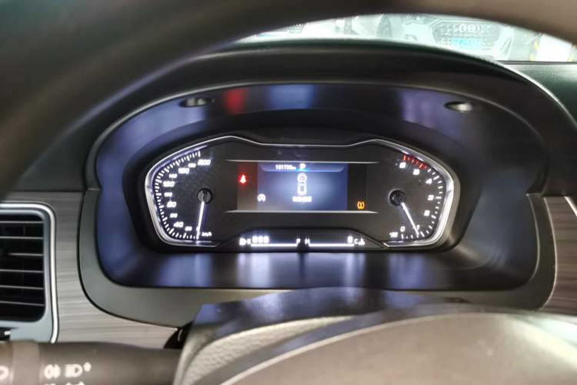 Used SAIC MAXUS G10 2021 2.0T Automatic Elite Edition Diesel 7-Seater Instrument Cluster