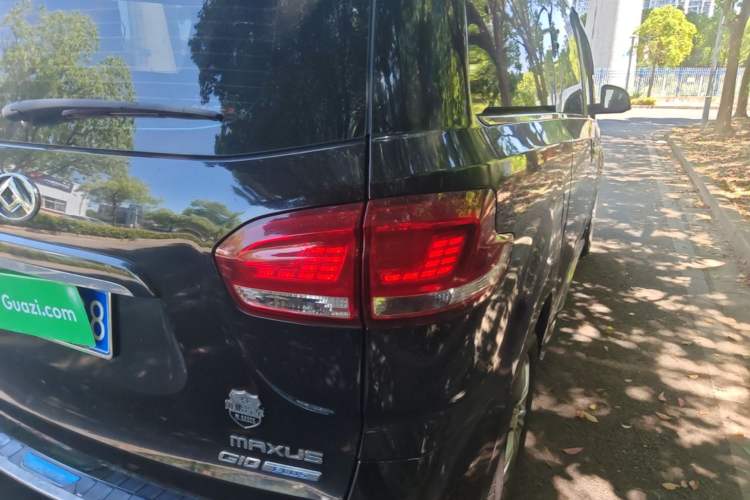 Used SAIC MAXUS G10 2022 2.0T Automatic Elite Edition Gasoline 7-Seater Exterior 3