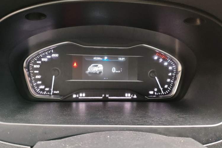 Used SAIC MAXUS G10 2022 2.0T Automatic Smart Enjoyment Version Gasoline 7 Seats Instrument Cluster