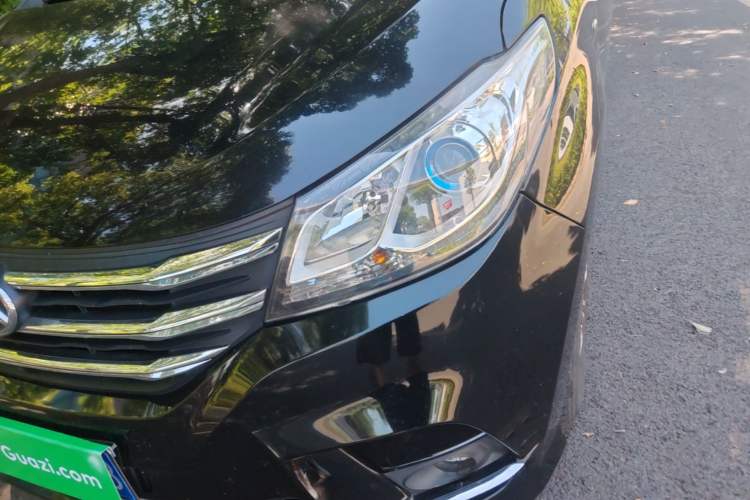 Used SAIC MAXUS G10 2022 2.0T Automatic Elite Edition Gasoline 7-Seater Left Front Headlight