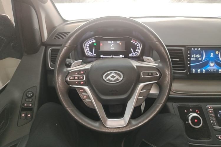 Used SAIC MAXUS G10 2022 2.0T Automatic Smart Enjoyment Version Gasoline 7 Seats Steering Wheel