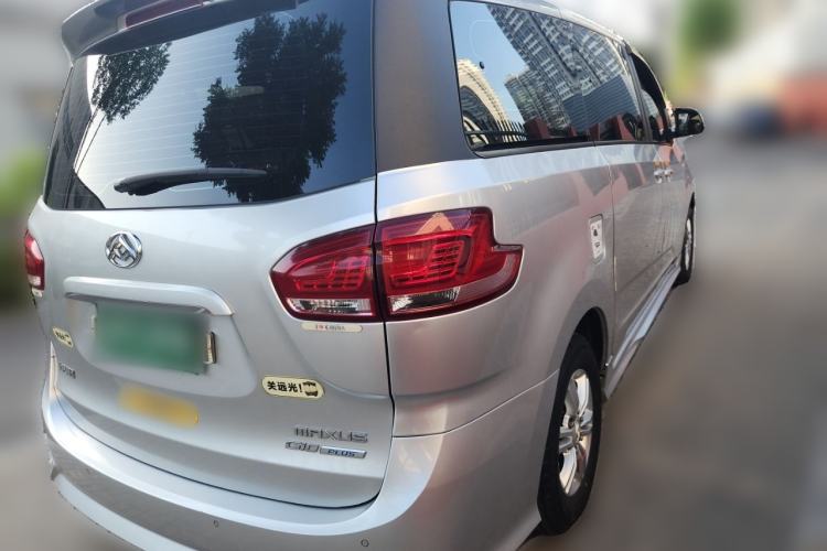 Used SAIC MAXUS G10 2022 2.0T Manual Value Edition Gasoline 7-Seater Rear Right 45 Deg