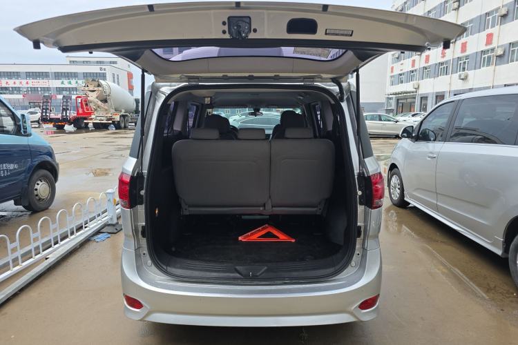 Used SAIC MAXUS G10 2022 2.0T Automatic Smart Enjoyment Version Gasoline 7 Seats Trunk