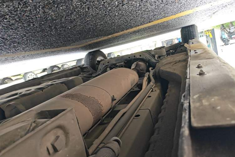 Used SAIC MAXUS G10 2022 2.0T Automatic Elite Edition Gasoline 7-Seater Chassis Rear Left