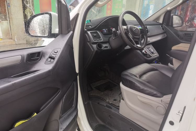 Used SAIC MAXUS G10 2022 2.0T Automatic Smart Enjoyment Version Gasoline 7 Seats Driver Seat