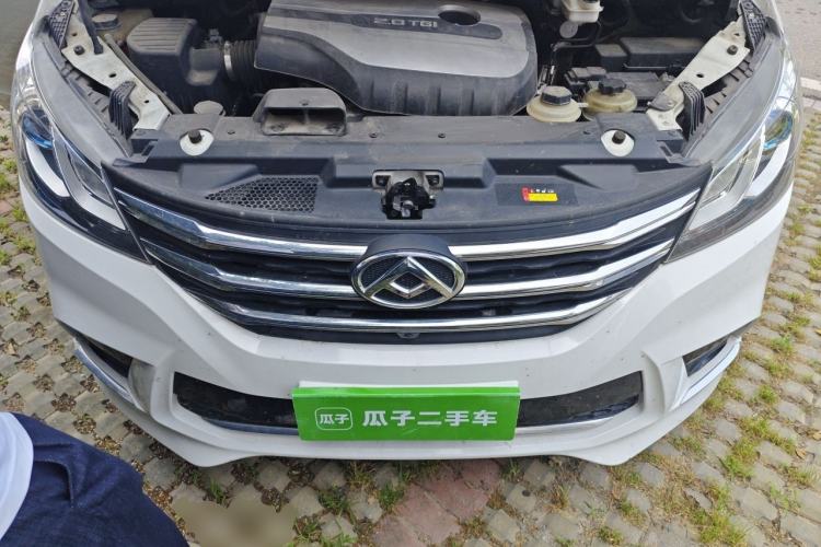 Used SAIC MAXUS G10 2022 2.0T Automatic Elite Edition Gasoline 7-Seater Engine Bay