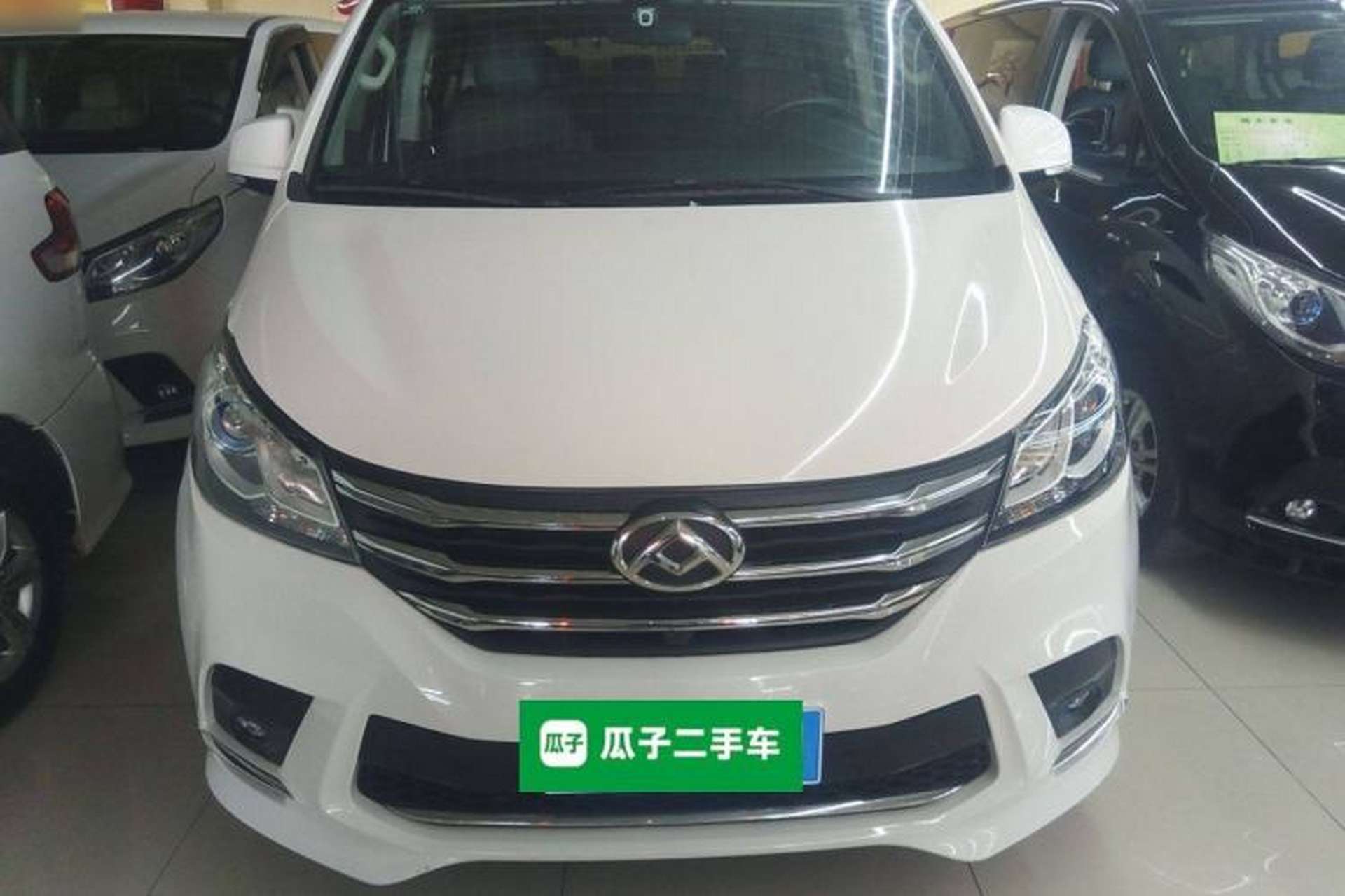 Used SAIC MAXUS G10 2022 2.0T Automatic Elite Edition Gasoline 7-Seater Front
