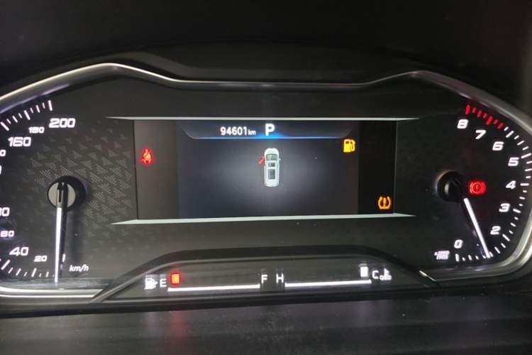 Used SAIC MAXUS G10 2022 2.0T Automatic Elite Edition Gasoline 9-Seater Instrument Cluster