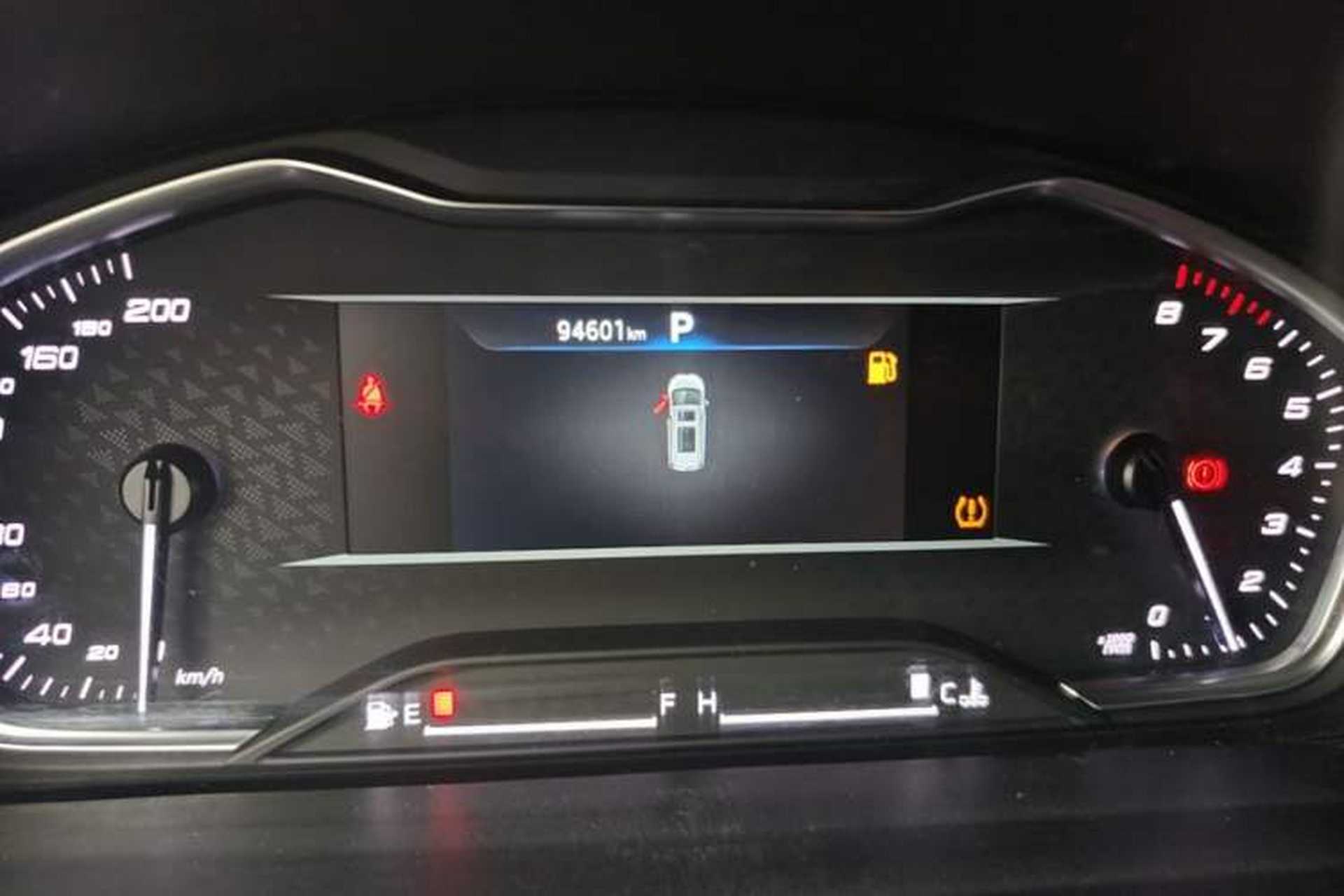 Used SAIC MAXUS G10 2022 2.0T Automatic Elite Edition Gasoline 9-Seater Instrument Cluster