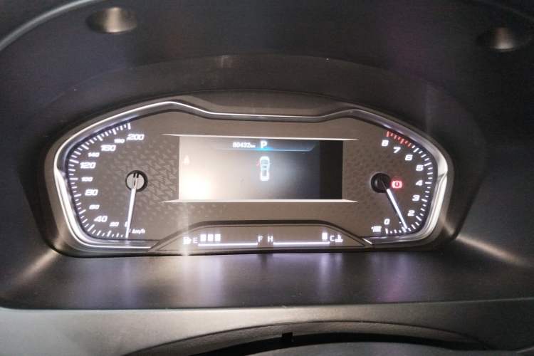 Used SAIC MAXUS G10 2022 2.0T Automatic Elite Edition Gasoline 7-Seater Instrument Cluster