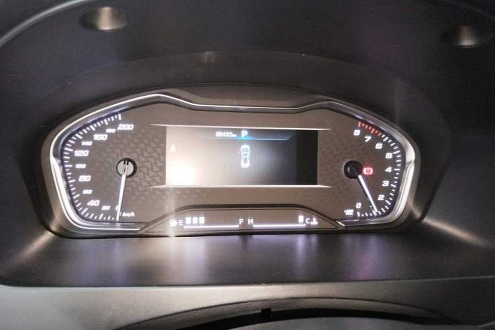 Used SAIC MAXUS G10 2022 2.0T Automatic Elite Edition Gasoline 7-Seater Instrument Cluster