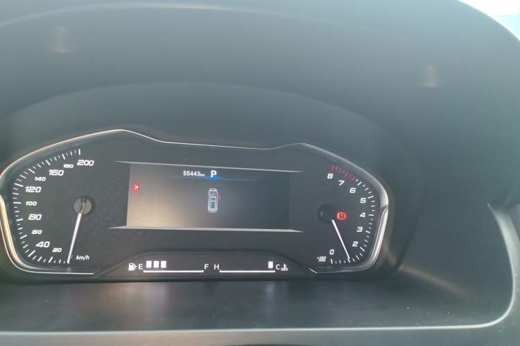 Used SAIC MAXUS G10 2022 2.0T Automatic Smart Enjoyment Version Gasoline 7 Seats Instrument Cluster