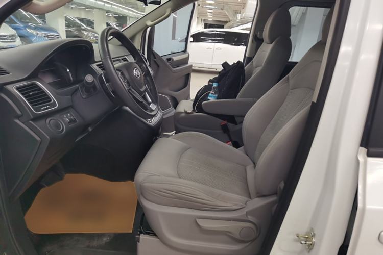 Used SAIC MAXUS G10 2022 2.0T Automatic Smart Enjoyment Version Gasoline 7 Seats Left Front Seat