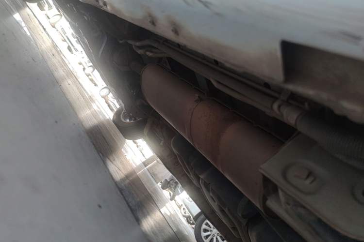 Used SAIC MAXUS G10 2022 2.0T Automatic Elite Edition Gasoline 7-Seater Left Side Sill
