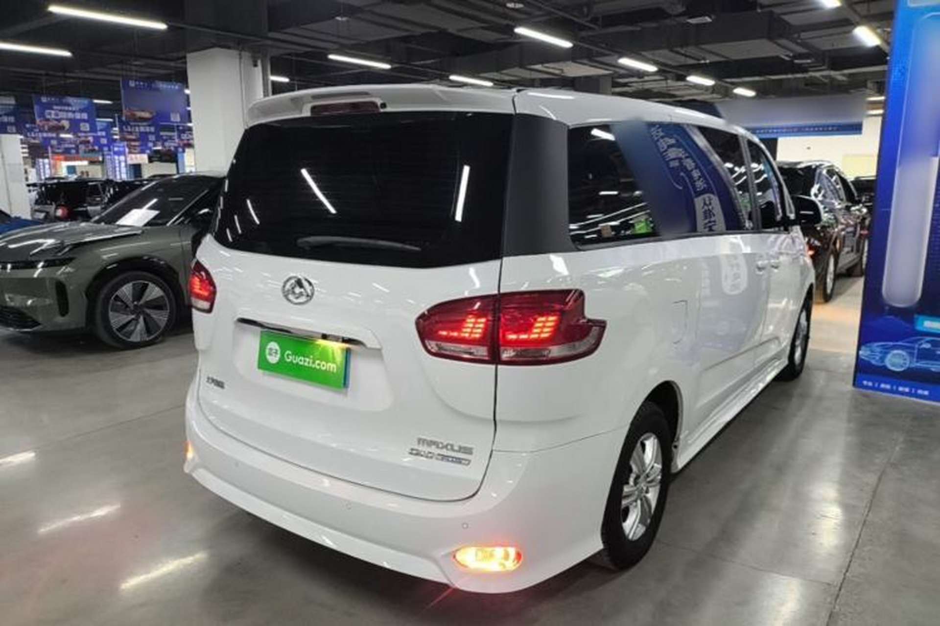 Used SAIC MAXUS G10 2022 2.0T Automatic Elite Edition Gasoline 7-Seater Rear Right 45 Deg