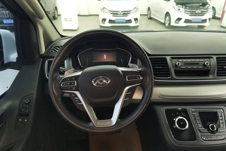 Used SAIC MAXUS G10 2022 2.0T Automatic Smart Enjoyment Version Gasoline 7 Seats Steering Wheel