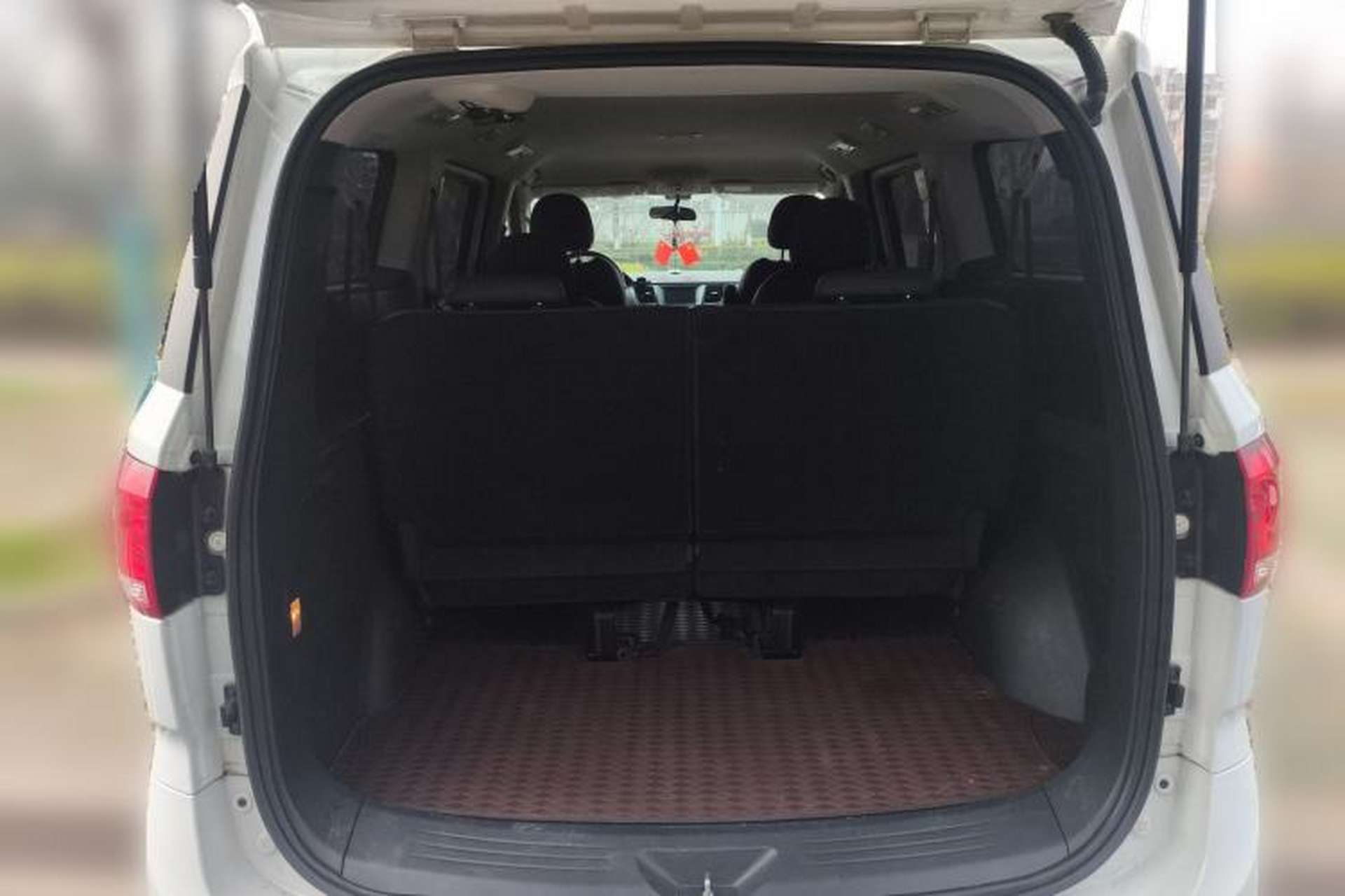 Used SAIC MAXUS G10 2022 2.0T Automatic Elite Edition Gasoline 7-Seater Trunk