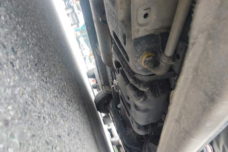 Used SAIC MAXUS G10 2023 2.0L Manual Multi-Function Version Gasoline 7 Seats Chassis Rear Right