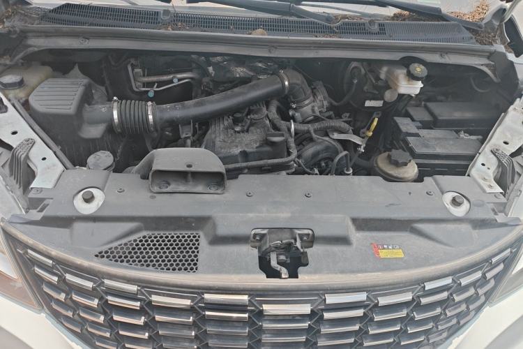 Used SAIC MAXUS G10 2023 2.0L Manual Multi-Function Version Gasoline 7 Seats Engine Bay