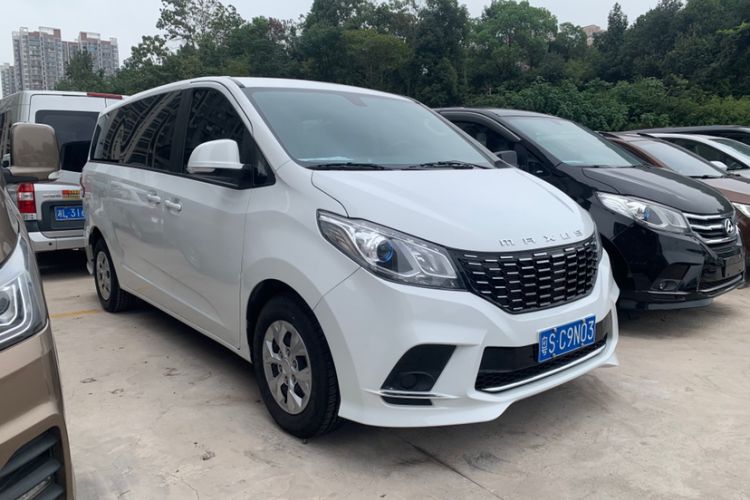 Used SAIC MAXUS G10 2023 2.0T Manual Multi-Function Version Diesel 7/8/9 Seats Exterior 2