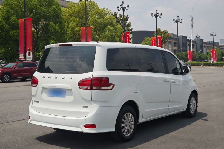 Used SAIC MAXUS G10 2023 Facelift 2.0L Manual Multi-Function Version Gasoline 7-Seater Exterior 4