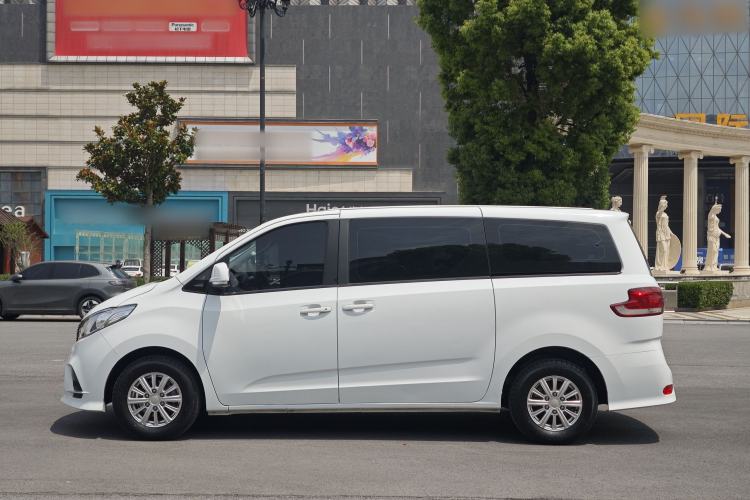 Used SAIC MAXUS G10 2023 Facelift 2.0L Manual Multi-Function Version Gasoline 7-Seater Exterior 9