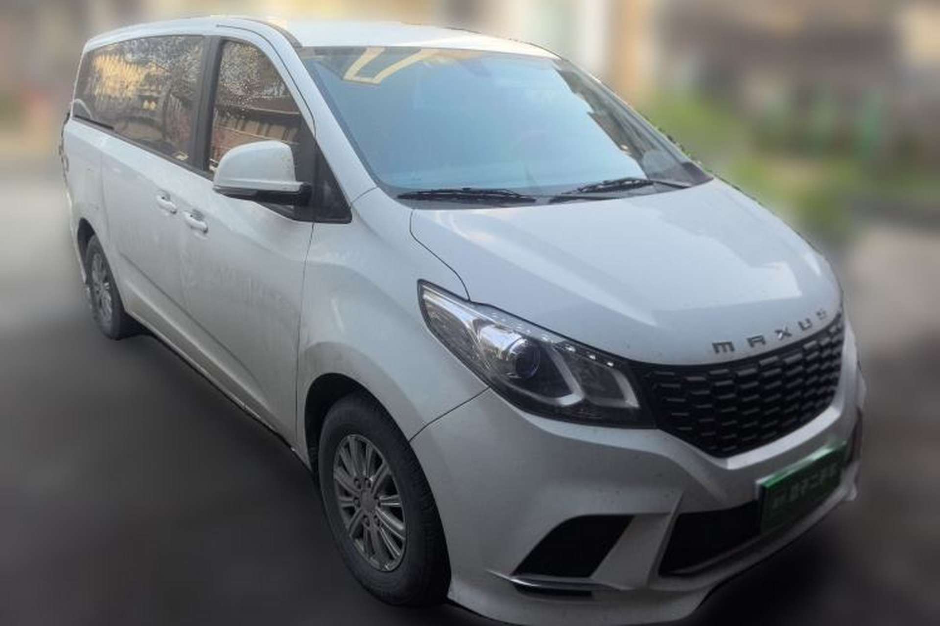 Used SAIC MAXUS G10 2023 2.0T Manual Multi-Function Version Diesel 7/8/9 Seats Front Right 45 Deg