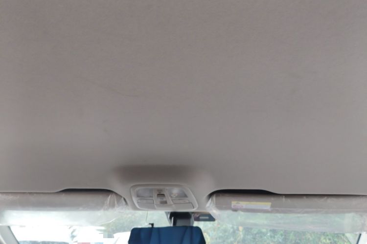 Used SAIC MAXUS G10 2023 2.0L Manual Multi-Function Version Gasoline 7 Seats Headliner