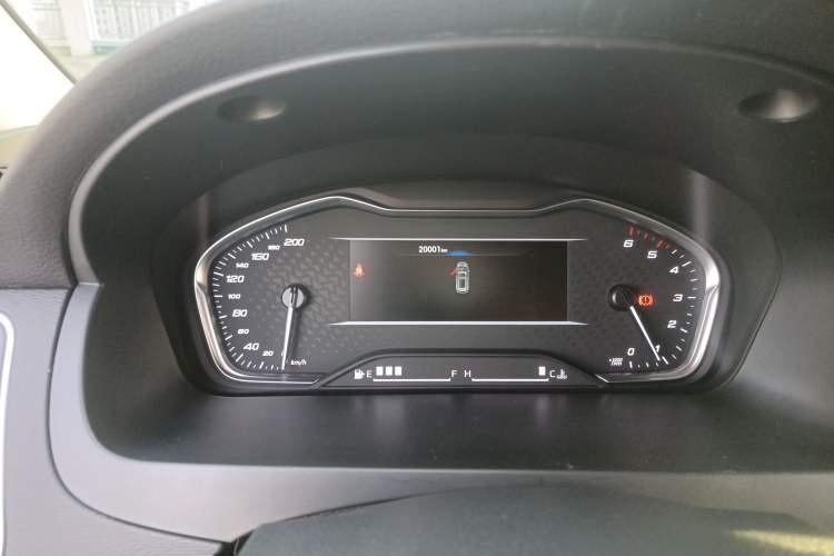 Used SAIC MAXUS G10 2023 2.0T Manual Multi-Function Version Diesel 7/8/9 Seats Instrument Cluster