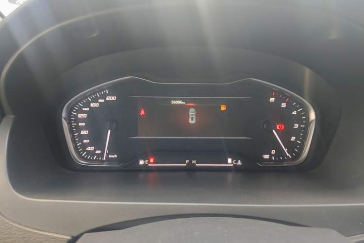 Used SAIC MAXUS G10 2023 2.0T Manual Multi-Function Version Diesel 7/8/9 Seats Instrument Cluster