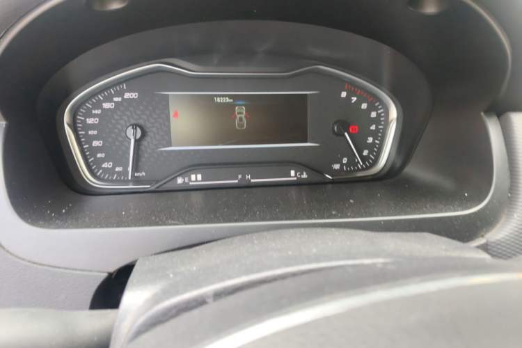 Used SAIC MAXUS G10 2023 2.0L Manual Multi-Function Version Gasoline 7 Seats Instrument Cluster