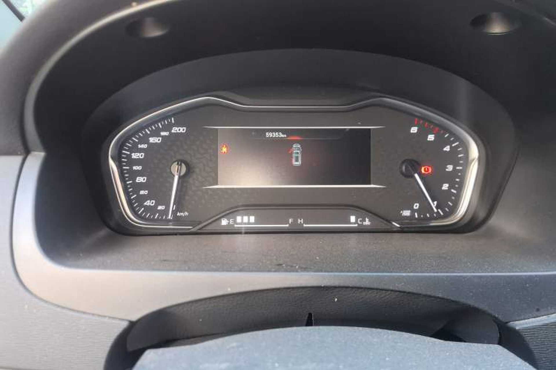 Used SAIC MAXUS G10 2023 2.0T Manual Multi-Function Version Diesel 7/8/9 Seats Instrument Cluster