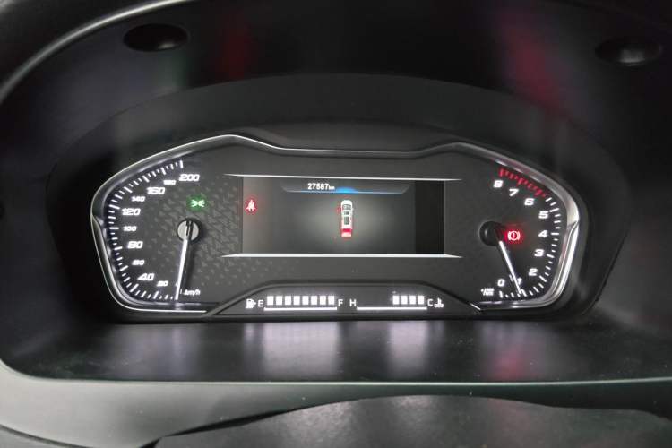 Used SAIC MAXUS G10 2023 2.0L Manual Multi-Function Version Gasoline 7 Seats Instrument Cluster