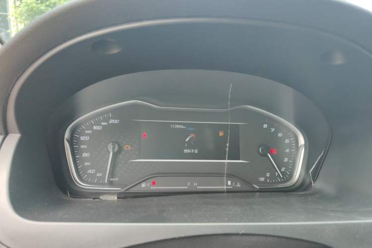 Used SAIC MAXUS G10 2023 Facelift 2.0L Manual Multi-Function Version Gasoline 7-Seater Odometer Close Up