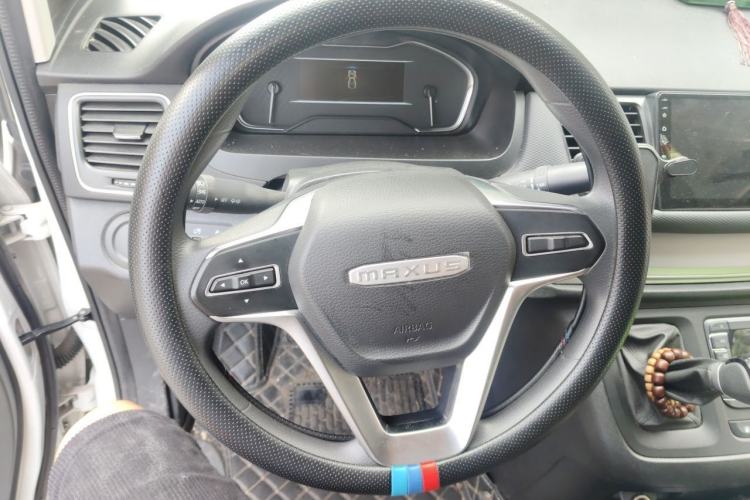 Used SAIC MAXUS G10 2023 2.0L Manual Multi-Function Version Gasoline 7 Seats Steering Wheel