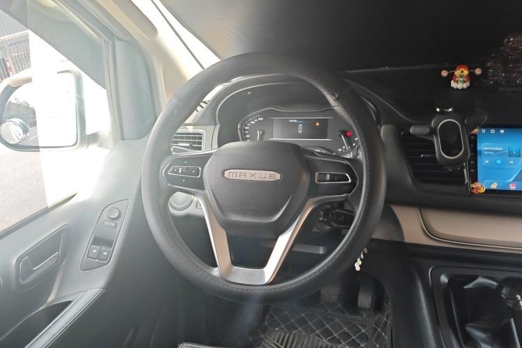 Used SAIC MAXUS G10 2023 2.0L Manual Multi-Function Version Gasoline 7 Seats Steering Wheel