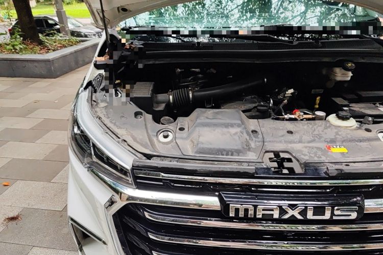 Used SAIC MAXUS G10 2024 2.0L Manual Multifunction Travel Edition CNG 9-Seater Engine Bay Right