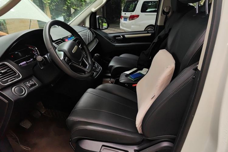 Used SAIC MAXUS G10 2024 2.0L Manual Multifunction Travel Edition CNG 9-Seater Left Front Seat