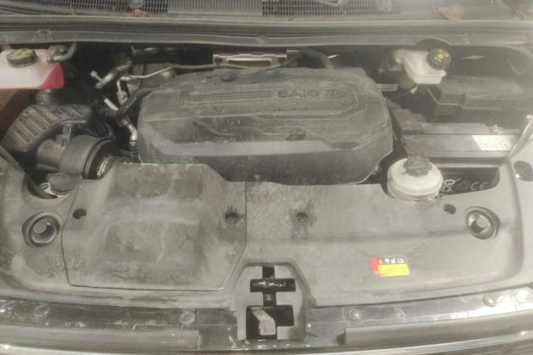 Used SAIC MAXUS G10 2025 2.0T Manual Multi-Function Version Diesel 9 Seats Engine Bay