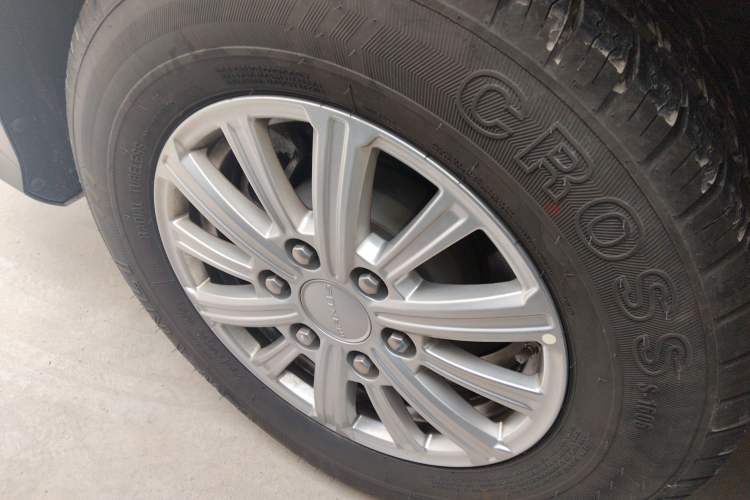 Used SAIC MAXUS G10 2025 MAX 2.0T Automatic Luxury Edition Diesel 7-Seater Exterior 5
