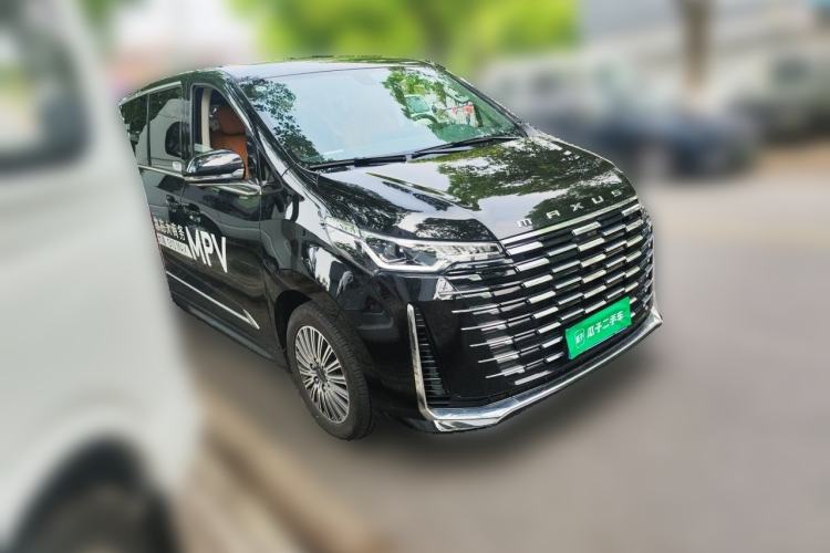 Used SAIC MAXUS G10 2025 MAX 2.0T Automatic Flagship Edition Gasoline 7-Seater Front Right 45 Deg